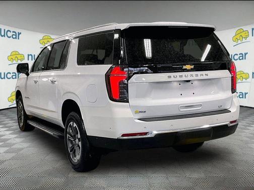 Summit White 2025 Chevrolet Suburban LT