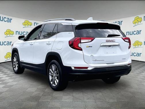 Summit White 2022 GMC Terrain SLT