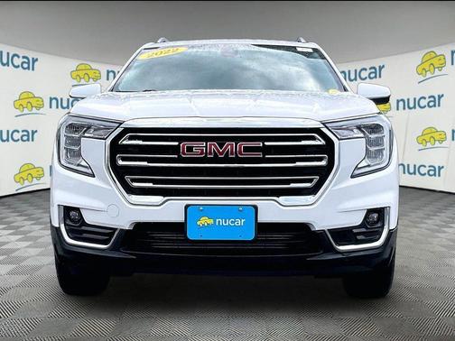 Summit White 2022 GMC Terrain SLT