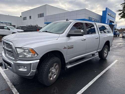 2018 RAM 2500 Big Horn Crew Cab 4x4 6'4' Box