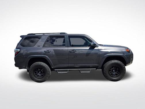 Magnetic Gray Metallic 2019 Toyota 4Runner SR5 Premium