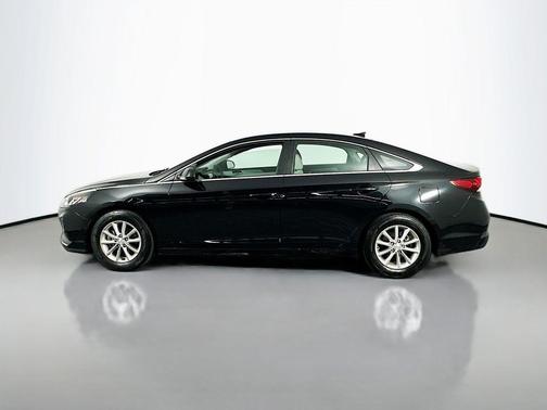 Phantom Black 2019 Hyundai SONATA SE