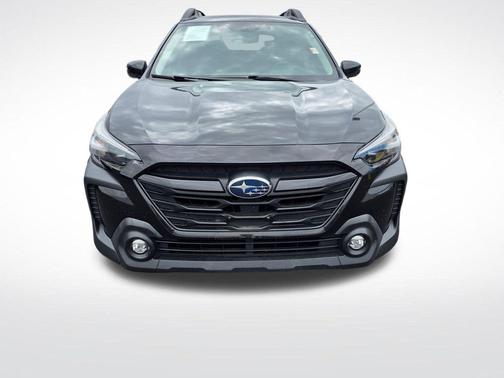 Crystal Black Silica 2023 Subaru Outback Onyx Edition