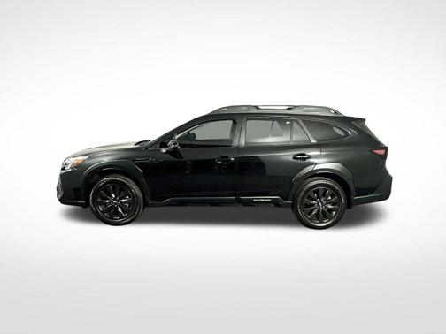 Crystal Black Silica 2023 Subaru Outback Onyx Edition