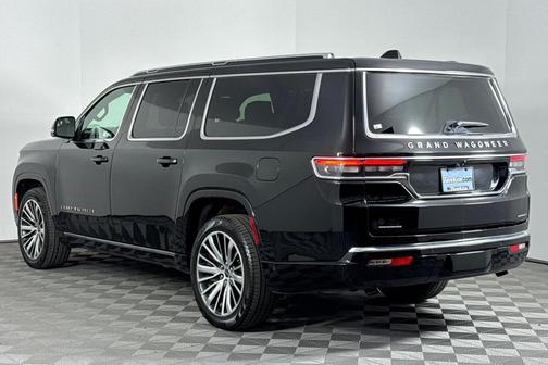 2023 Jeep Grand Wagoneer L Series III