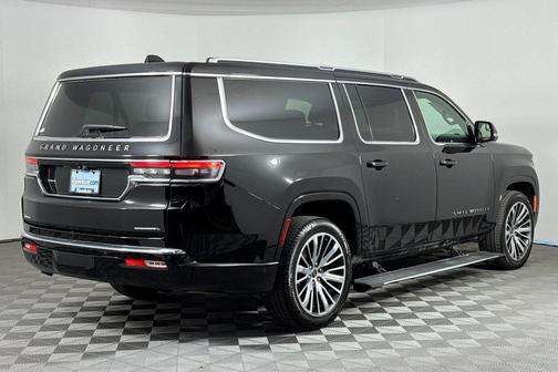 2023 Jeep Grand Wagoneer L Series III