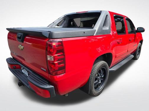Victory Red 2009 Chevrolet Avalanche 1500 LT