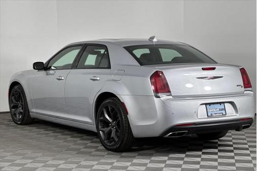 2023 Chrysler 300 S