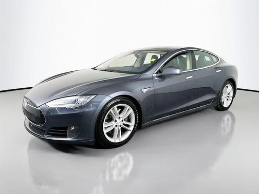 2016 Tesla Model S 70D