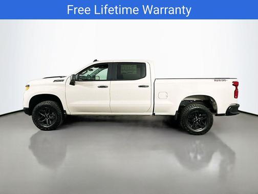 White Sands 2026 Chevrolet Silverado 1500 Custom Trail Boss