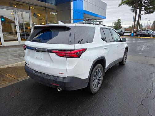 2023 Chevrolet Traverse RS