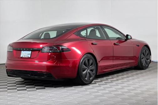 2024 Tesla Model S Long Range