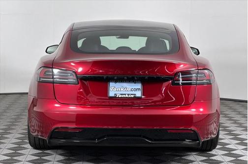2024 Tesla Model S Long Range