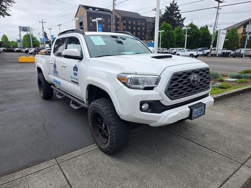 Super White 2021 Toyota Tacoma TRD Sport