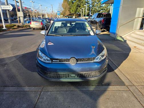 2017 Volkswagen Golf Alltrack TSI S