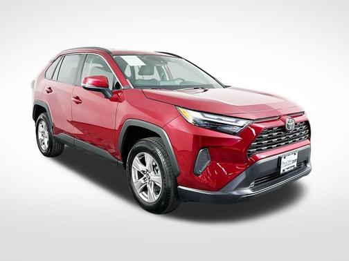 Pearl 2023 Toyota RAV4 XLE
