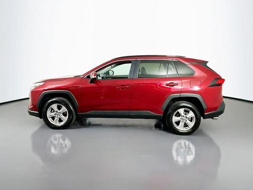Pearl 2023 Toyota RAV4 XLE