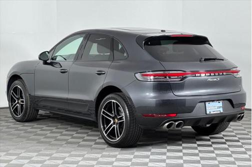 2021 Porsche Macan Base