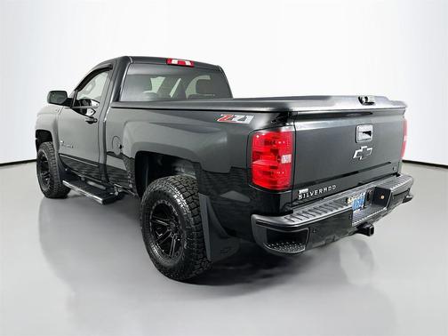 2017 Chevrolet Silverado 1500 2LT