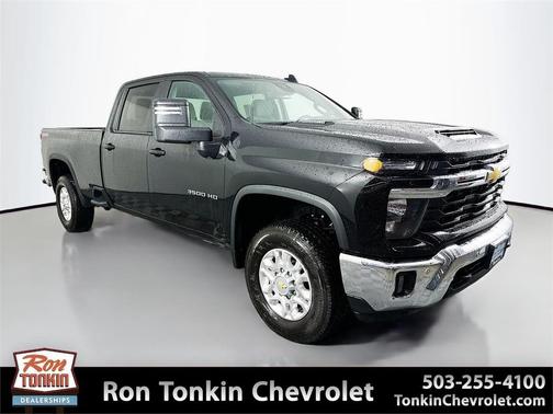 2025 Chevrolet Silverado 3500 LT