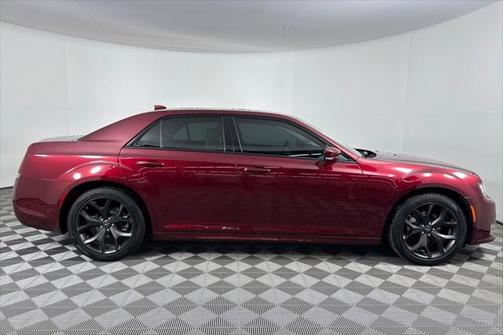 2023 Chrysler 300 Touring
