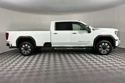 2024 GMC Sierra 3500 Denali