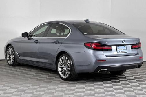 2022 BMW 530 i xDrive