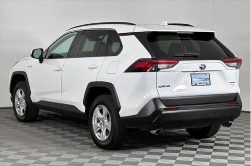 2021 Toyota RAV4 Hybrid LE