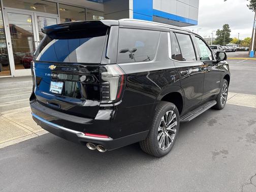 2025 Chevrolet Tahoe 4WD High Country