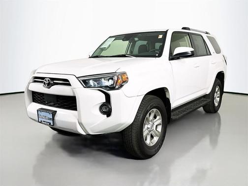 2024 Toyota 4Runner TRD Off Road