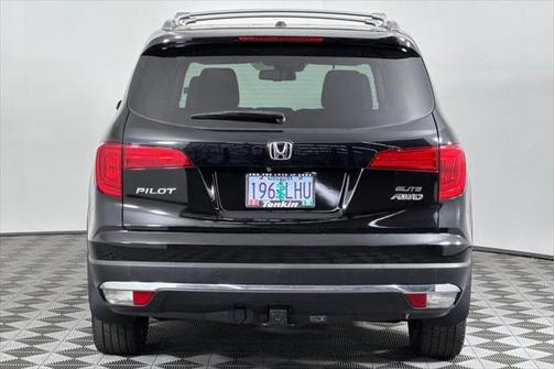 2017 Honda Pilot Elite