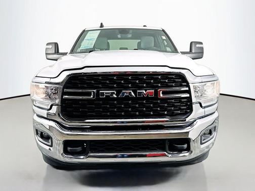 Bright White Clearcoat 2024 RAM 3500 Big Horn Crew Cab 4x4 8' Box