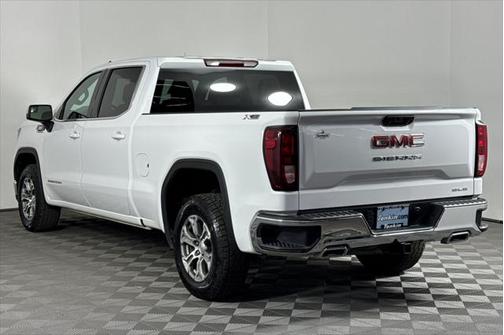 2023 GMC Sierra 1500 SLE