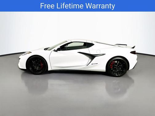 Arctic White 2026 Chevrolet Corvette Z06