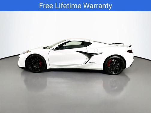 Arctic White 2026 Chevrolet Corvette Z06