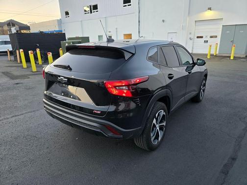 2025 Chevrolet Trax FWD 1RS
