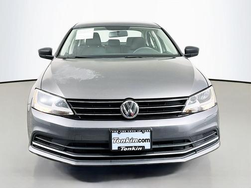Platinum Gray Metallic 2015 Volkswagen Jetta 2.0L S