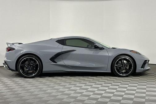 2024 Chevrolet Corvette Stingray w/2LT