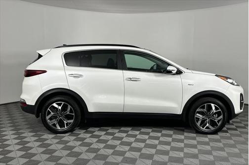 2022 Kia Sportage EX