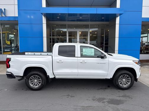 2025 Chevrolet Colorado LT