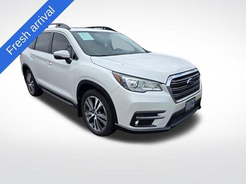 Crystal White Pearl 2022 Subaru Ascent Limited 7-Passenger