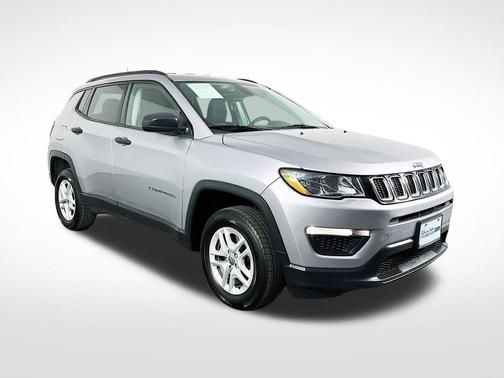 Billet Silver Metallic Clearcoat 2017 Jeep New Compass Sport