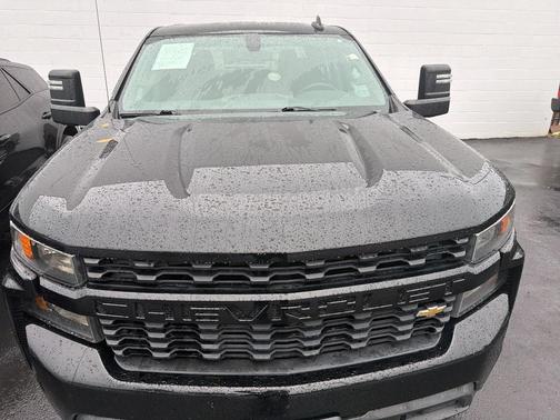 2020 Chevrolet Silverado 1500 Custom