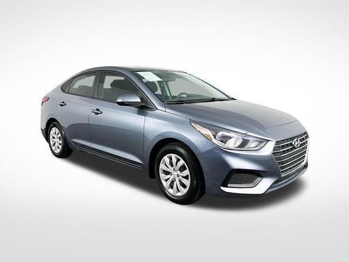 Urban Gray 2020 Hyundai Accent SE