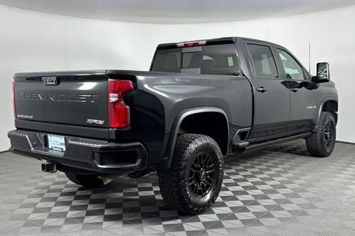 2024 Chevrolet Silverado 2500 4WD Crew Cab Standard Bed ZR2