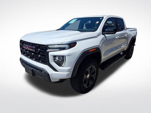 Summit White 2024 GMC Canyon Elevation