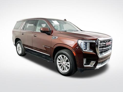 Redwood Metallic 2023 GMC Yukon SLT