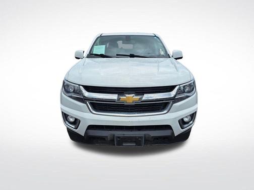 Summit White 2017 Chevrolet Colorado LT