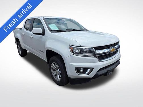 Summit White 2017 Chevrolet Colorado LT