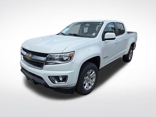 Summit White 2017 Chevrolet Colorado LT